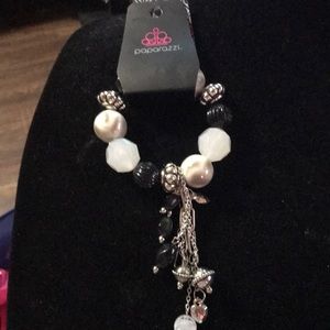 Paparazzi beaded bracelet